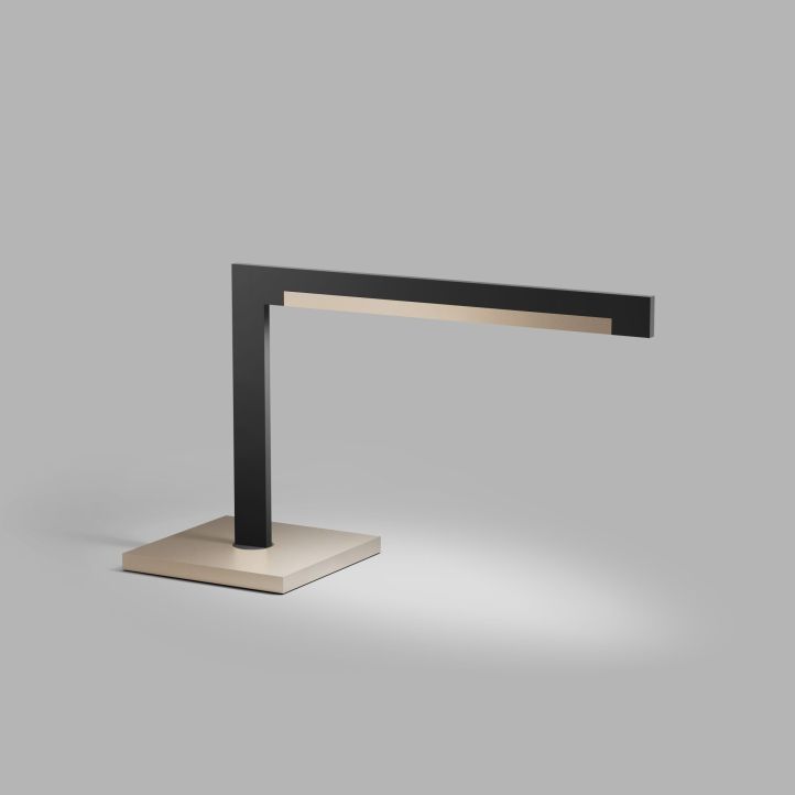 Light-Point LED-Schreibtischleuchte INLAY T2 LINEAR Schwarz/Satin Gold 900050 Porsche Design Light-Point LED-Schreibtischleuchte INLAY T2 LINEAR Schwarz/Satin Gold 900050 Porsche Design