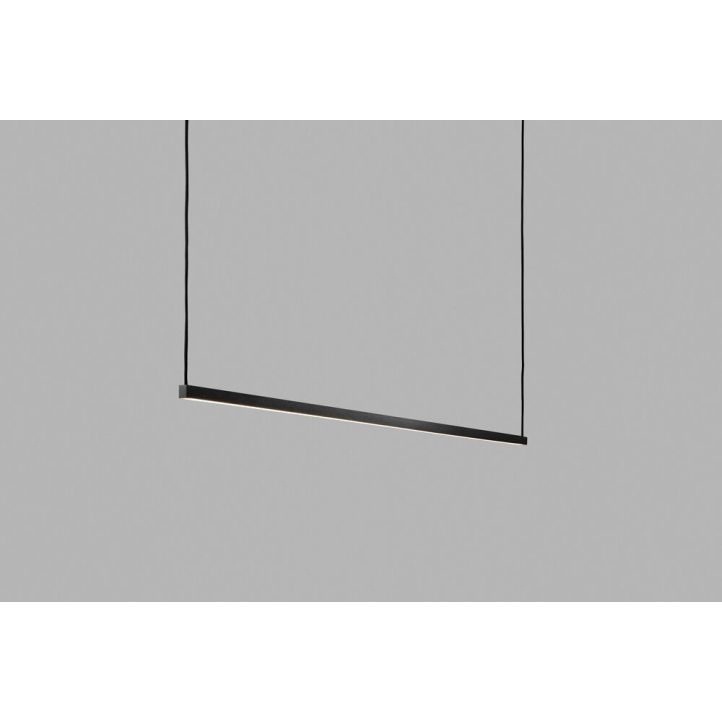 Light-Point LED-Pendelleuchte STRIPE 150cm schwarz 270361