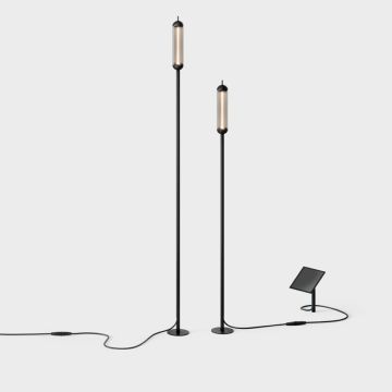 IP44.de Leuchten LED-Solar-Set-Erdspießleuchte REED 125cm + 150cm schwarz 93820-BL