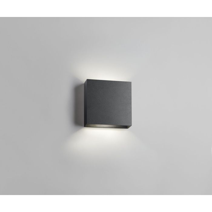 Light-Point LED-Wandleuchte COMPACT 15x15cm (up&down) schwarz 270004 270001 Light-Point LED-Wandleuchte COMPACT 15x15cm (up&down) schwarz 270004 270001